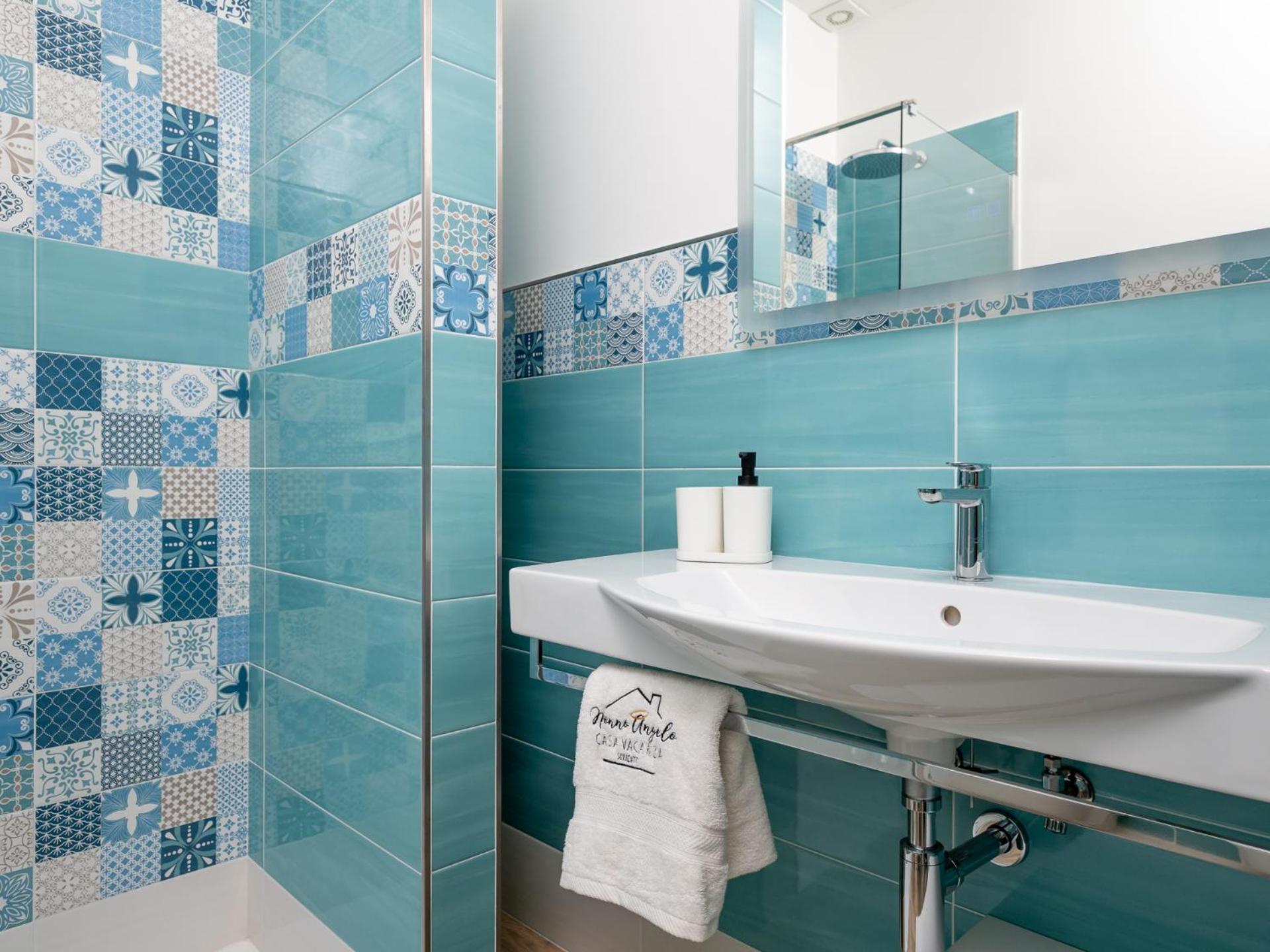 Appartement Nonno Angelo - 4 Bedrooms With Free Parking & Seaview Balcony Sorrente